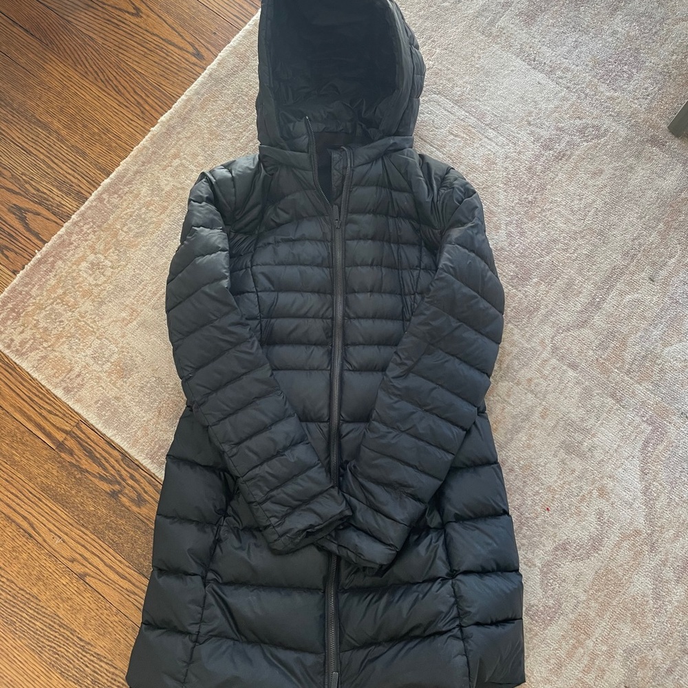 Lululemon size 8 Puff coat
